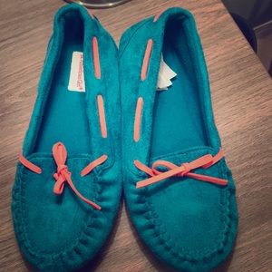 American Girl, Sz Large (5.5-7) Moccasin Slippers